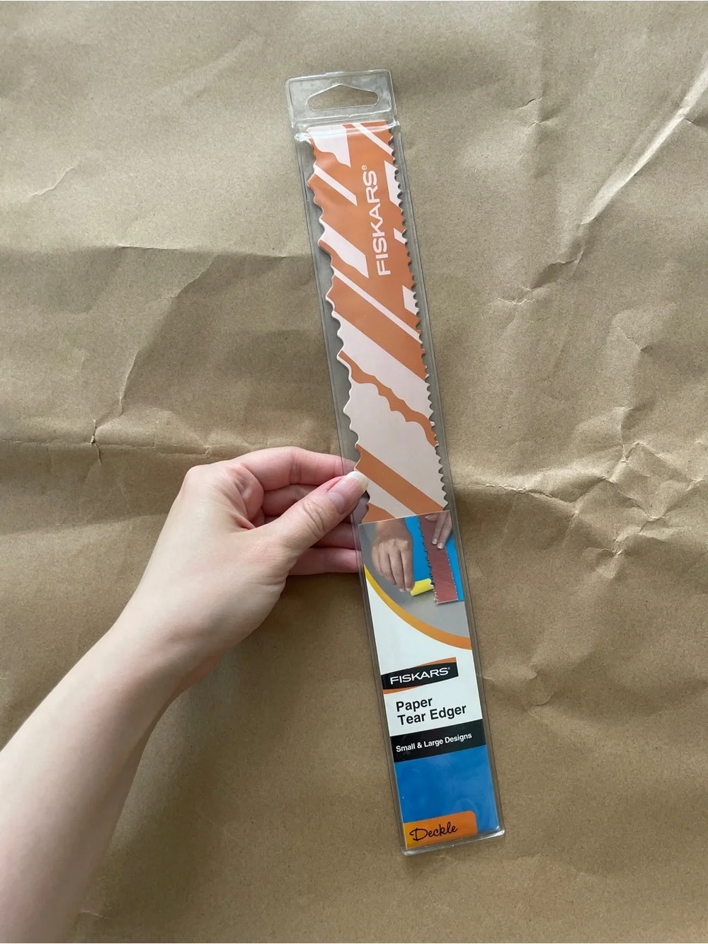 FISKARS Paper Tear Edger Small & Large Designs Deckle
